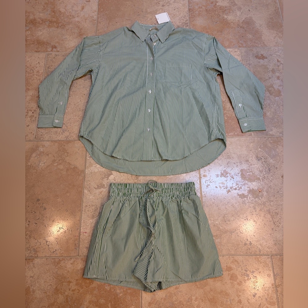 Mittoshop Green and White Pinstripe Button-Up Shirt with Matching Shorts- NWT